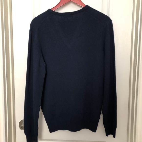 Oregon Sweater - Picture 2 of 5